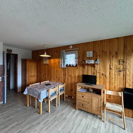 Studio Cabine Aux Saisies, 4 Pers, Parking Apartment
